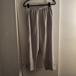 Sea Suns Women's Gray Button-Detail Pants
